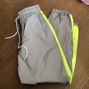 Reflective pant
